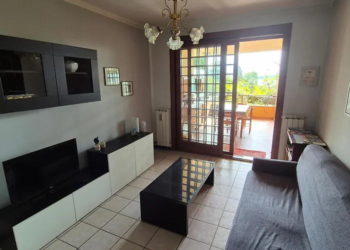 Isabel House * Baveno