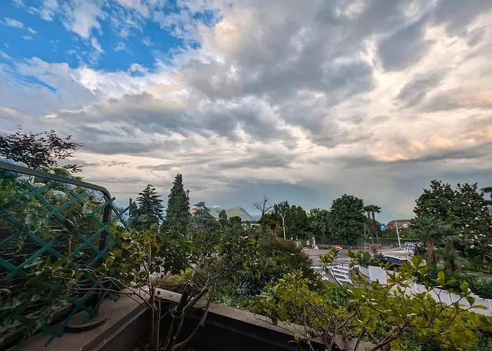 Isabel House * Baveno